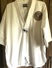 2-Pc Youth Size 4 Tae Kwon Do White Martial Arts Uniform The Bold Look