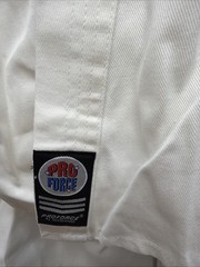PRO FORCE WHITE KARATE UNIFORM GI LITE WEIGHT Adult SIZE 5 (top & bottom)