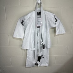 NWT Gracie Jiu-Jitsu Classic Gi Size 00/120 White BJJ MMA Kimono With Belt New