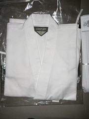 Century Martial Arts Uniform White Top Size 0 Bottom Size 1 with Belt Gi Kimono