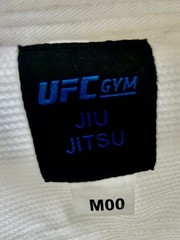 NEW! UFC Gym Jiu Jitsu Gi – Size M00 – White with Blue & Black Branding