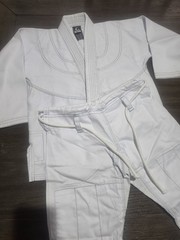 Used “Your Jiu Jitsu Gear” Gi Kids Size k-1