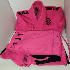 Womens/Girl Pink Sanabul Gi Designed in California made in Pakistan W4