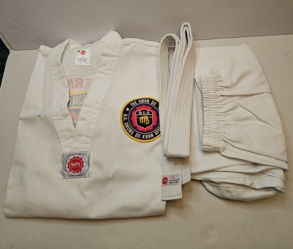 Elite Tae Kwon Do Uniform Size 3- Sun Choi Brothers- White