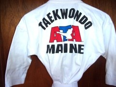 MAINE TAEKWONDO Kids Unisex Martial Arts Top No Pants Size 0 VG Condition LQQK!