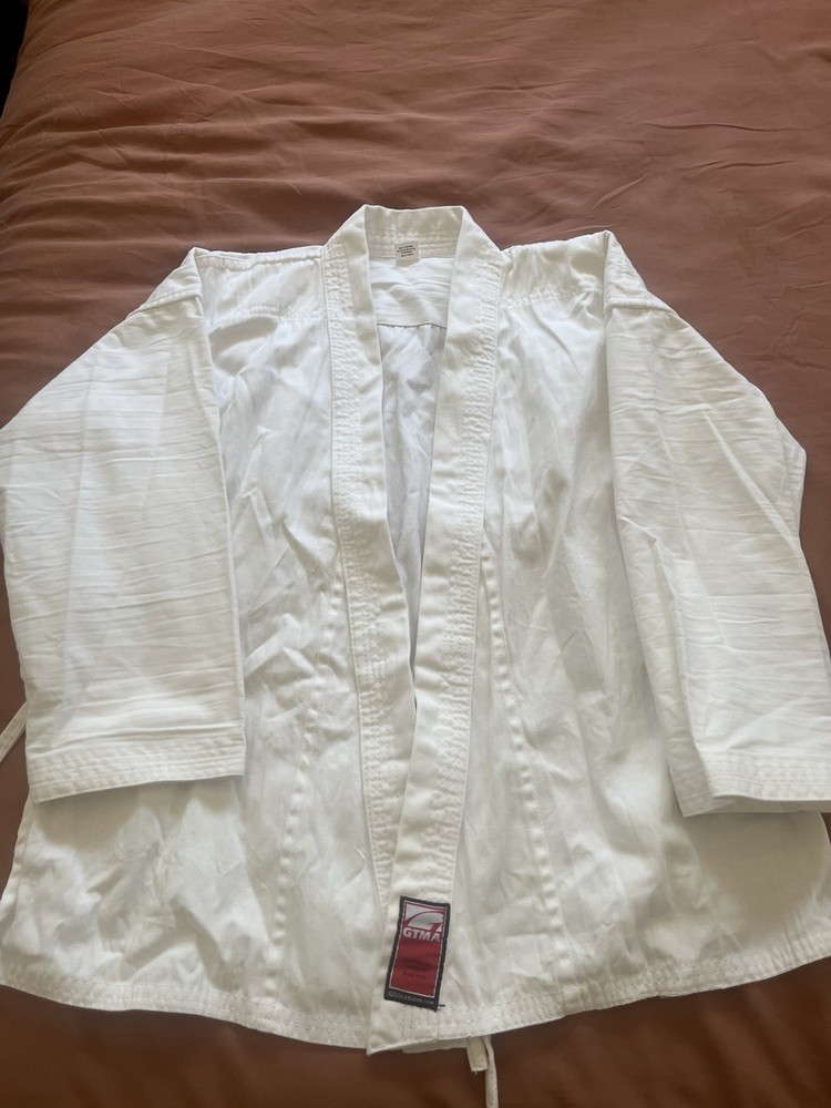 GTMA White Martial Arts Jacket | 3/160cm