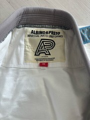 Albino and Preto A&P BJJ Brazilian Jiu-Jitsu Mat HB Gi White Size A0