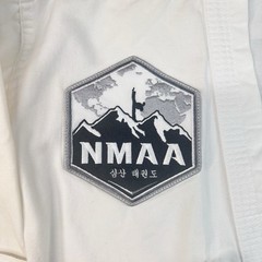 NMAA Ignite Martial Arts Taekwondo Uniform Dobok Set Youth 00/130 1453