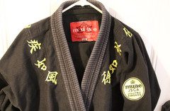 Preowned Muaewear Lightweight BJJ Gi with Pants (A3 – Black)