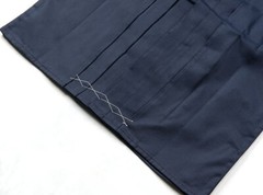 Kendo Uniform Set-Standard – White gi with navy blue hakama – kendo uniform kend