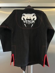 NEW Venum Brazilian Jiu-Jitsu BJJ Gi Absolute Black Size A1.5 Adult Kimono