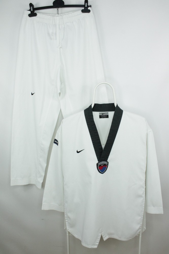 RARE Vintage Nike Just do it Korean Taekwondo Uniform Kimono Men’s 7 / 170cm