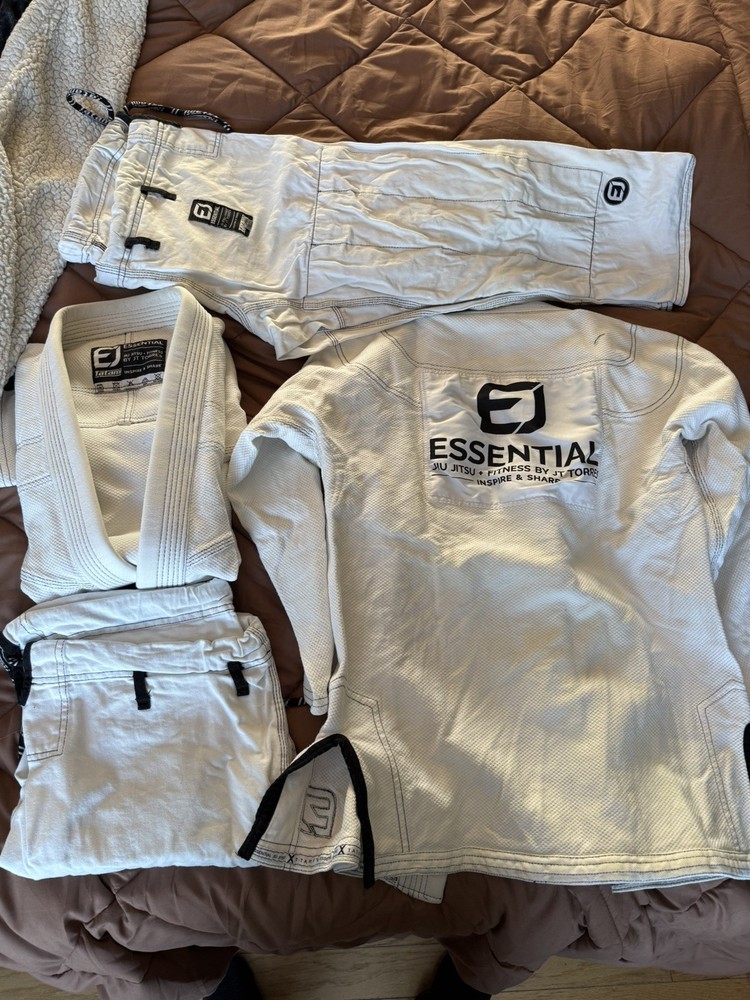 Tatami Essentials Brazilian Jiu Jitsu GIs JT Torres Size A2