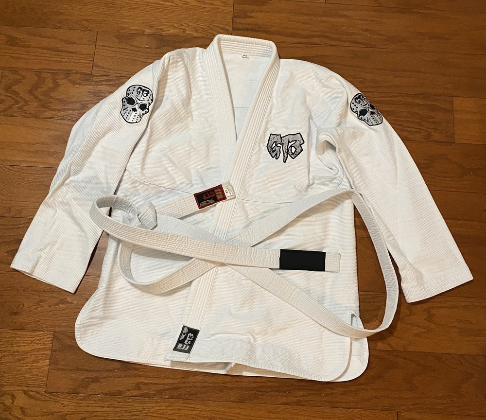 BJJ Gi Jacket White – Brazilian Jiu Jitsu Top A3H With Belt Us Vs Them Excellent