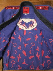 LUCKY Gi – PUSCIFER Jiu jitsu BJJ Kimono, Size A0 Fits like A1. Vintage RARE!