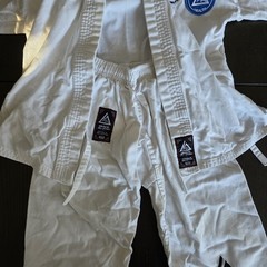 Gracie Academy Youth BJJ Gi White Size 000/110 with Patches – Bullyproof