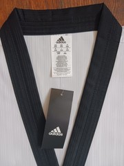 NWT ADIDAS World Taekwondo White Black Uniform Top Shirt Size 200