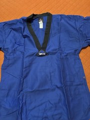 Century Martial Arts Taekwondo Competitor Series Gi (top + bottom) Size 3 *Good*