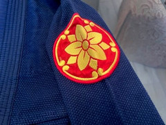 OSS- OSHINOBU-JIU JITSO ONI * SIZE M 1 – Embroidered in Navy, Yellow Gold & Red!