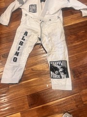 albino and preto gi Grapple Force White A1f