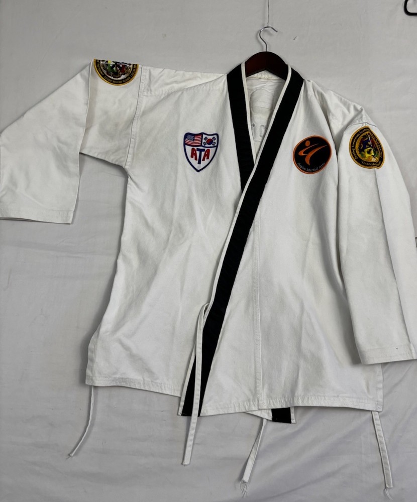 ATA State Champion Johnnie Morris Black Belt Taekwondo Uniform Top White Size