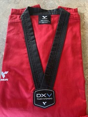 Vision DXV Size 4/180cm Taekwondo Red/Black Uniform Martial Arts