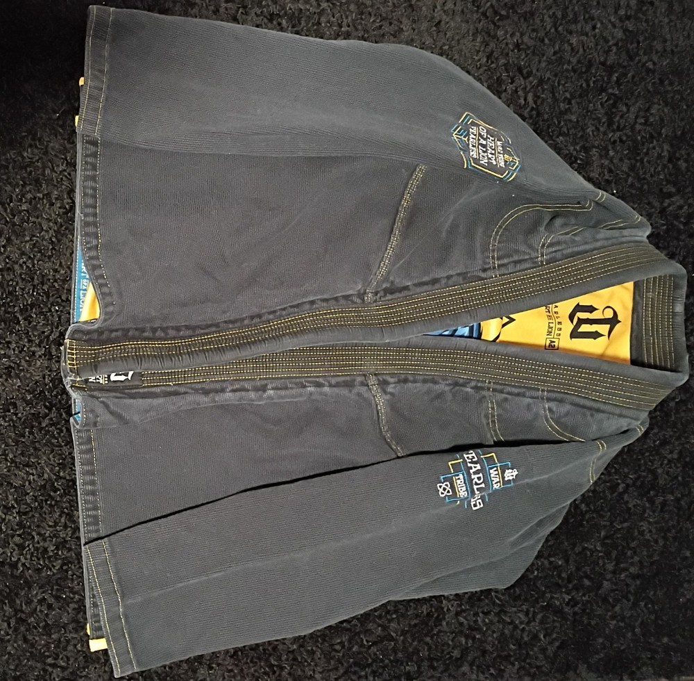 HEART OF A LION Jiu-Jitsu Gi A2 Black Yellow Blue Adult Unisex
