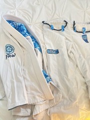 Flow Kimonos Air 6.0 Jiu-Jitsu Gi – White. Very good condition.