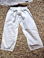 Century Karate Uniform White Kid’s Size 000 Gee Cotton Polyester Heavy Canvas
