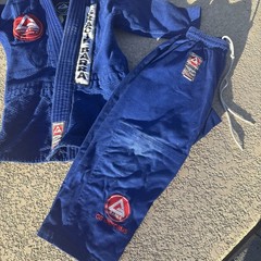 Gracie Barra Equipe Kimono And Pants Brazilian Jiu-Jitsu Gi Blue Youth 2 / 3