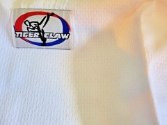 New! Tiger Claw ELITE TKD Uniform – In original packaging (Size 4)