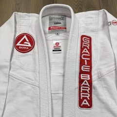 Gracie Jiu-Jitsu Gracie Barra Gi Kimono Mens Medium A1 White BJJ Jacket Top
