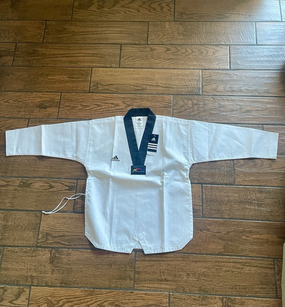 Adidas Size 150 cm White Color Black Collar Dobok Taekwondo Top WTF ORIGINAL