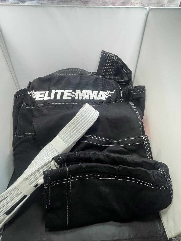 Elite MMA black Brazilian Jiu-Jitsu (BJJ) gi uniform