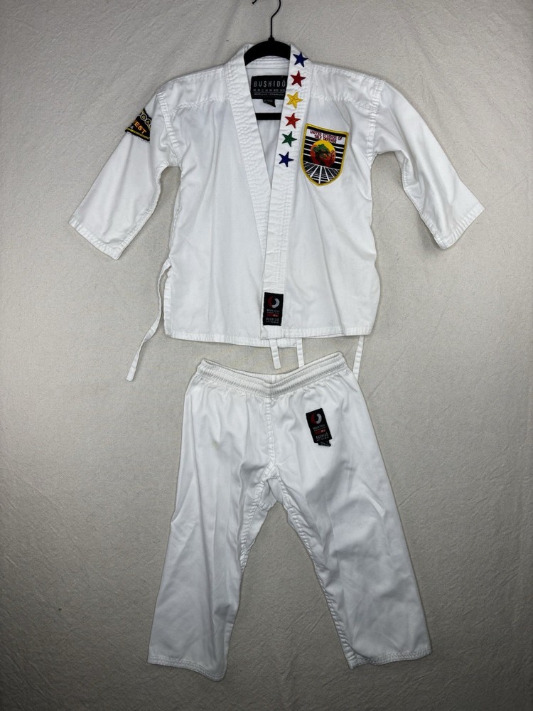 Bushido Karate Uniform The Essential Uniform Kids Sz S 0/140White Kimono Suit PO