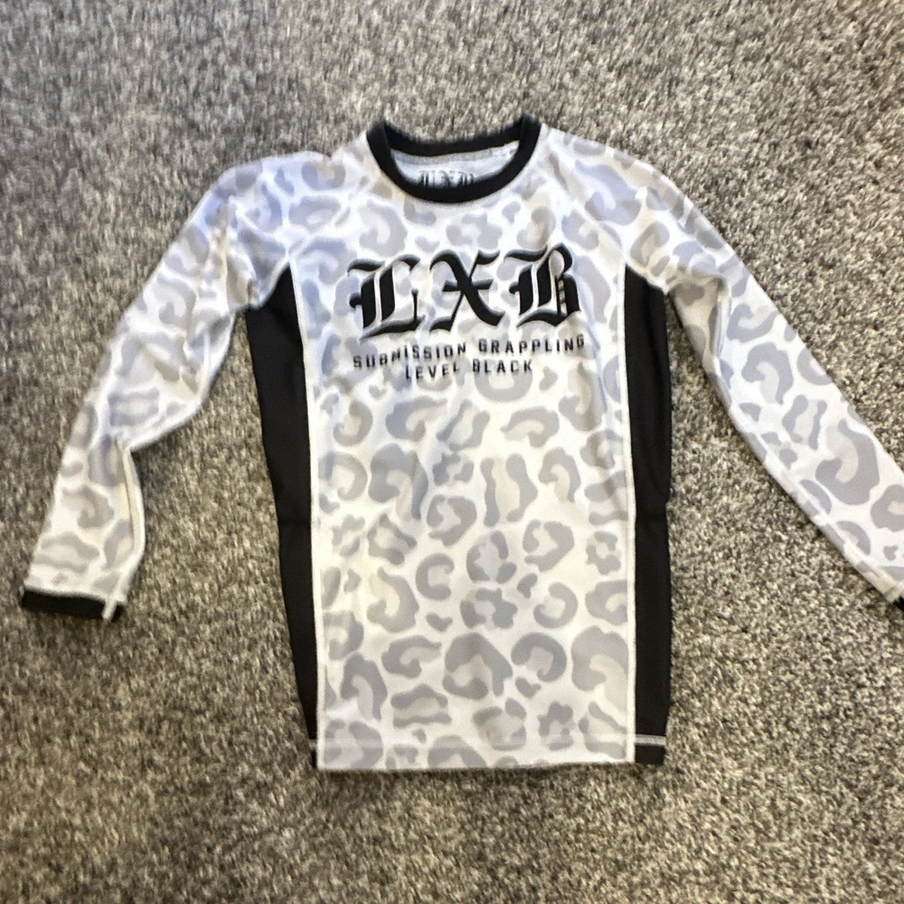 Level Black Grappling Long Sleeve Rashguard Graphic Animal Print YL