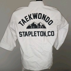 Taekwondo Men’s White Jacket Size 2 Stapleton Colorado Athletic Workout Casual