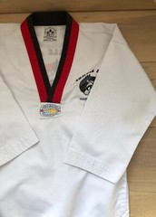 Lot Of 2 Kid’s Tae Kwon Do Gi Black & Red (Sz 0- 140cm)+ White (size 1 – 150cm)