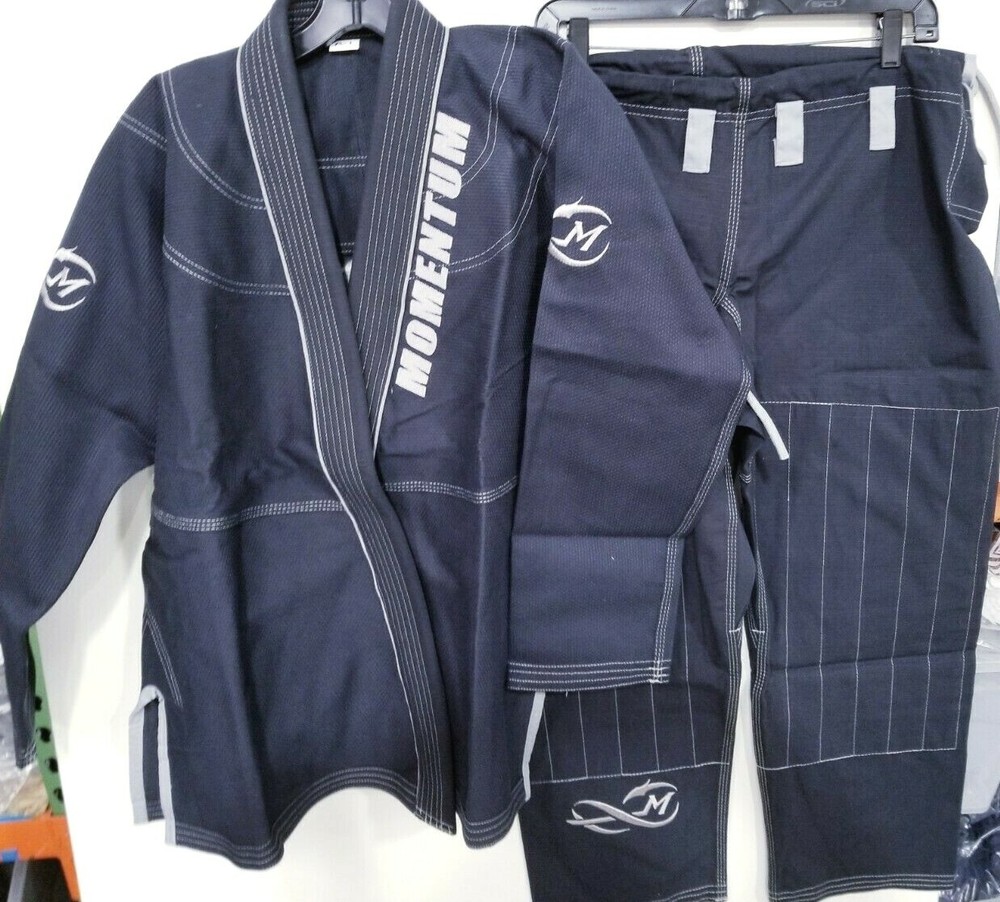 Oama Momentum Martial Arts Jiu Jitsu /Karate A1