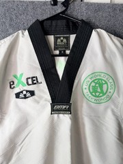 Lot 4 Taekwondo Dobok Uniform Youth MOOTO BEST 120 150cm