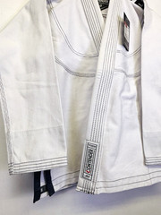 Venum Contender Evo BJJ Gi White Extra Small sz A0 New w Minor Issue SEE INFO