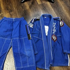 Dynamic MMA Jiu Jitsu Blue Uniform Size M-4 Ralph Gracie