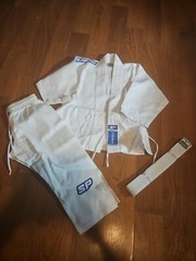 New Starpro Kids Karate Uniform 3 Piece Set Size 4T ( 110 )
