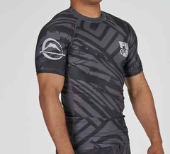 Fuji Battle Flex Lite MMA BJJ Jiu Jitsu Short ShortSleeve SS Rashguard – Black
