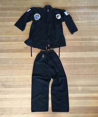 Vintage Martial Arts Uniform KYUKI-DO Black Jacket Pants w/Patches Youth 1/150