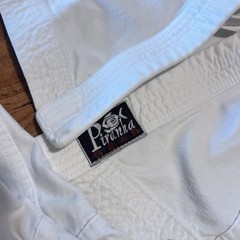 Piranha Gear Gi 5/180 Adult White Full Set Fighting MMA Jujitsu White Top Bottom