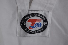 Tae Kwon Do YOUTH 1 White Dobok Gi Shirt Pants Uniform Kids Highkicks HK Costume