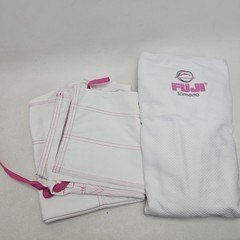 Gi IBJJF Uniform White & Pink 5’2″-5’5″ 120-140lb Womens M(W1) Med Jui-Jitsu