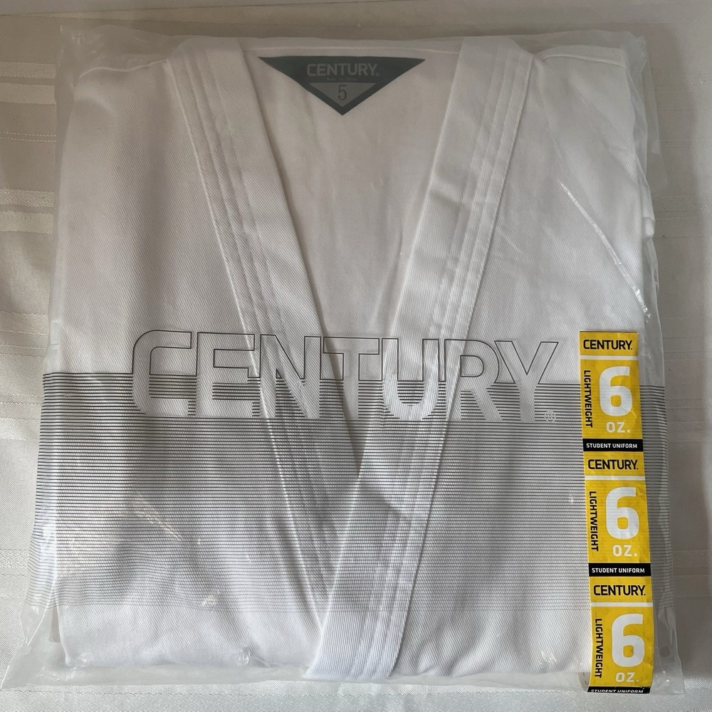 Century Matrial Arts Lightweight 6 oz Student Uniform Size 5 White with belt NIB