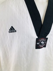 ADIDAS / MASTER CAMACHO Dallas – MMA Martial Arts TAEKWONDO Mens 5 / 190 GI